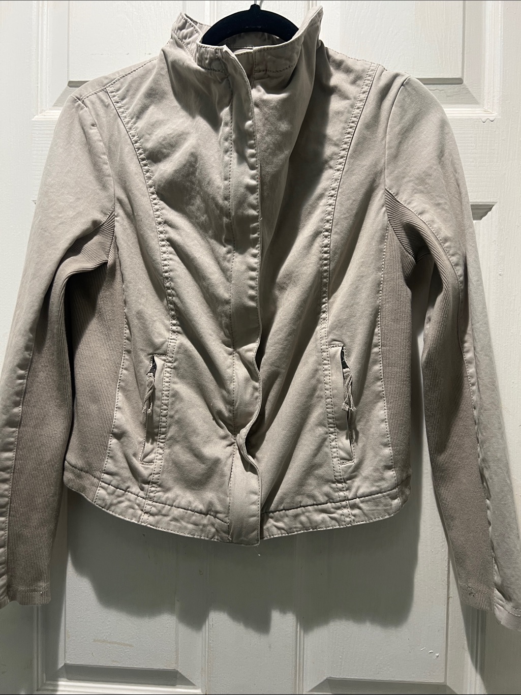 Women’s Lightweight Cream Utility Jacket With Stand Collar
